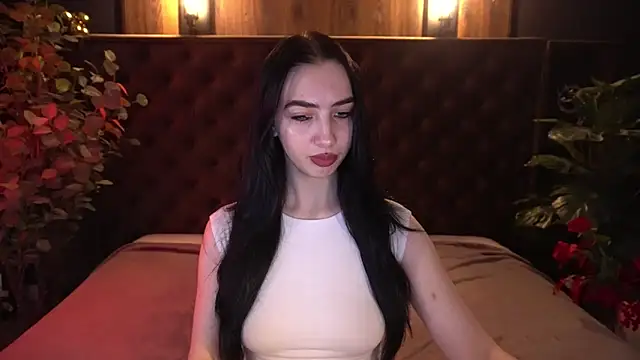 Snapshot of WildKittenX_ chatting on 04.09.26 WildKittenX online show from 04.09.26