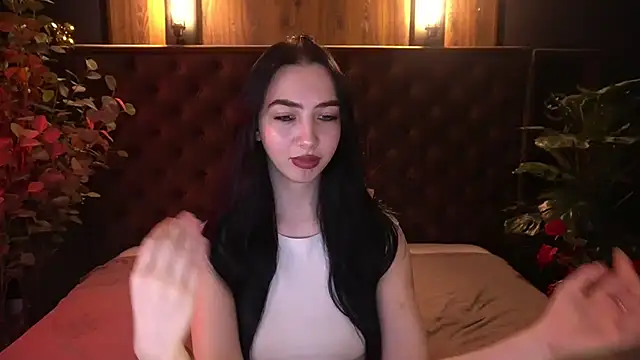 Snapshot of WildKittenX_ chatting on 04.11.26 WildKittenX online show from 04.11.26