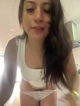 Mila LS online show from 10.29.25