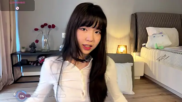 melana love online show from 12.21.25