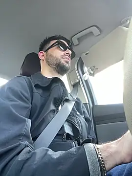 YJeromZCoxk online show from 03.19.25