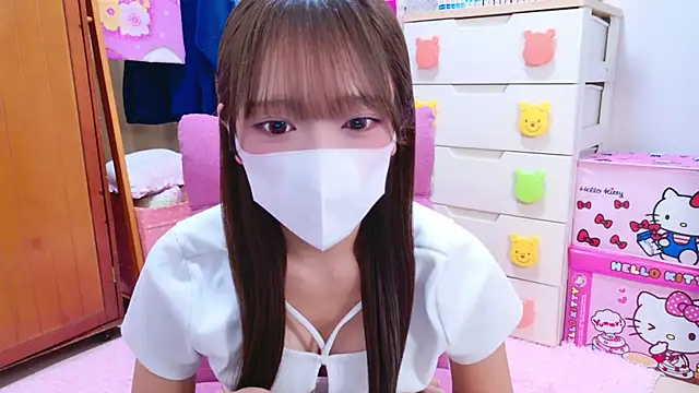 Snapshot of Oo_aki chatting on 03.14.25 Oo aki online show from 03.14.25