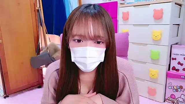 Snapshot of Oo_aki chatting on 03.19.25 Oo aki online show from 03.19.25