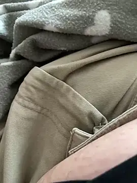 littletoy64 online show from 02.28.25