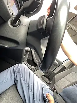 littletoy64 online show from 09.26.25