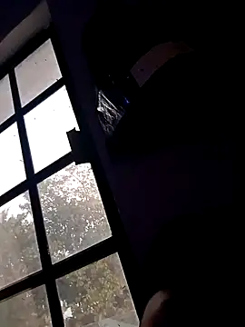 crisssalazar online show from 03.12.25