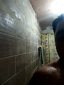 crisssalazar online show from 03.17.25