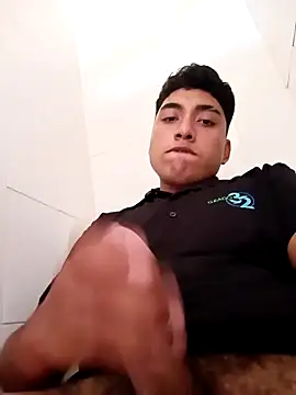 crisssalazar online show from 10.23.25