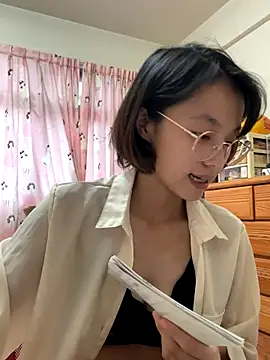 ladypaggy online show from 11.12.25