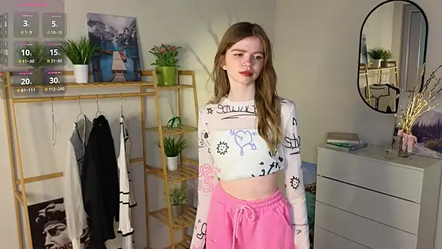 Snapshot of AmityDilley chatting on 03.07.25 AmityDilley online show from 03.07.25