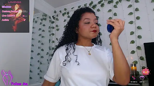 Snapshot of victtoria_cane63 chatting on 07.16.26 victtoria cane63 online show from 07.16.26