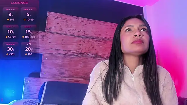 Snapshot of Fernanda_liie_ chatting on 06.05.26 Fernanda liie online show from 06.05.26