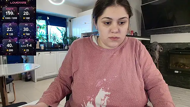 Layla- online show from 02.20.25