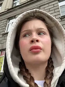 Snapshot of melicious_ chatting on 03.03.25 melicious online show from 03.03.25