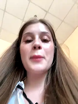 Snapshot of melicious_ chatting on 10.05.25 melicious online show from 10.05.25