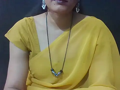 Snapshot of sugandha_bhabhi chatting on 03.17.26 sugandha bhabhi online show from 03.17.26