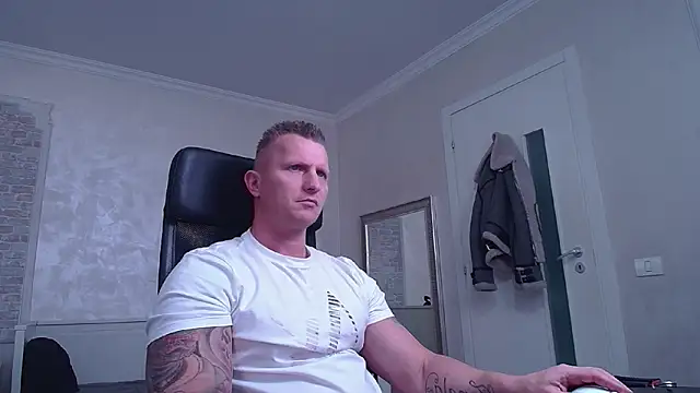 RomeoMalcolm online show from 03.21.25