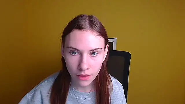 Fiona Night online show from 03.04.25