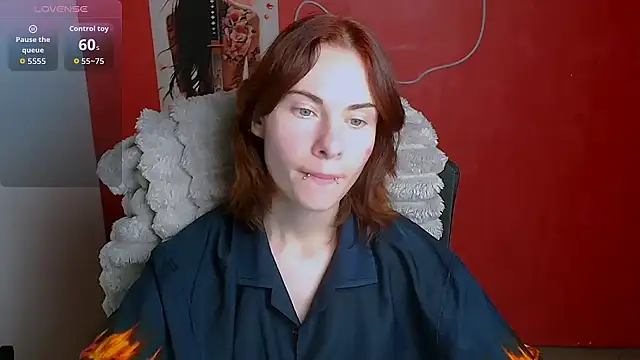 Snapshot of Fiona_Night chatting on 08.06.26 Fiona Night online show from 08.06.26