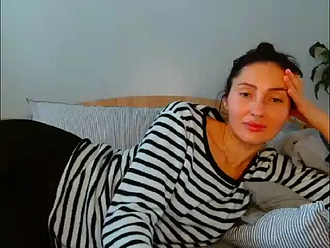 Snapshot of Irina9793 chatting on 03.17.26 Irina9793 online show from 03.17.26