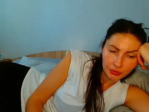 Snapshot of Irina9793 chatting on 04.06.26 Irina9793 online show from 04.06.26