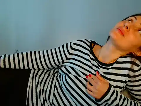 Snapshot of Irina9793 chatting on 04.14.26 Irina9793 online show from 04.14.26