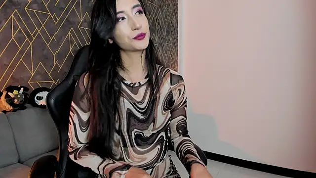 Tahara Romanov online show from 01.05.26