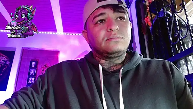 Strip Classes Col online show from 10.08.25