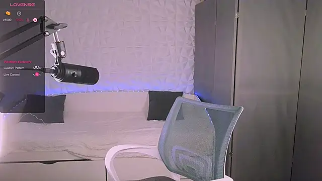 Beatrice 7 online show from 11.13.25