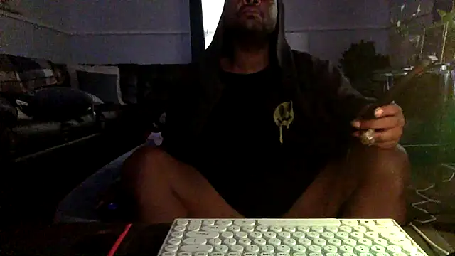 Snapshot of MITB86 chatting on 05.21.26 MITB86 online show from 05.21.26