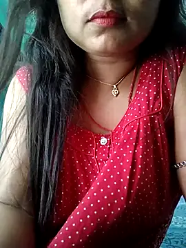 Snapshot of Beautiful_Puja chatting on 09.13.25 Beautiful Puja online show from 09.13.25