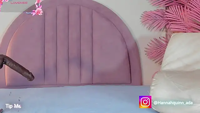 Snapshot of Hanaahquinn chatting on 04.19.26 Hanaahquinn online show from 04.19.26