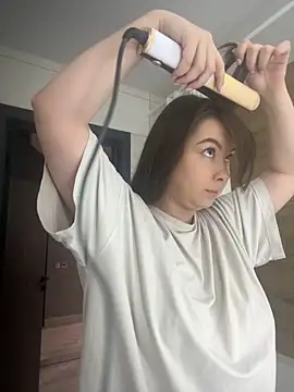 HannaJohnson online show from 03.08.25