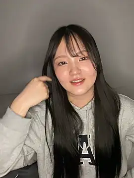 Snapshot of MinaKubo chatting on 04.06.26 MinaKubo online show from 04.06.26