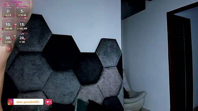 Snapshot of Dylan_Turnerr chatting on 09.09.25 Dylan Turnerr online show from 09.09.25