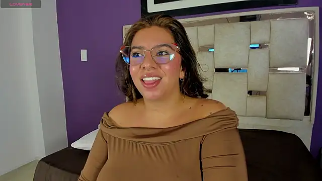 emilyy cooperr online show from 03.12.26