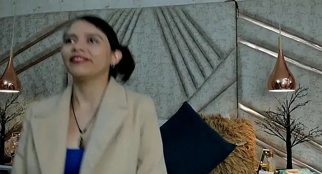 LiliJensen online show from 11.16.25