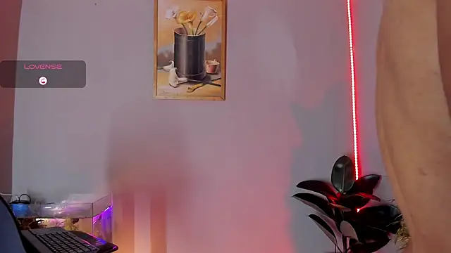 CRAZY-BOY99 online show from 10.28.25