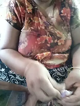 Snapshot of Pakhi_Couple_69 chatting on 06.20.26 Pakhi Couple 69 online show from 06.20.26