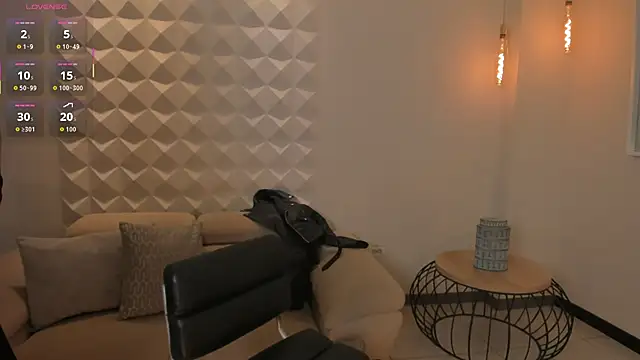 MaddisonCollins online show from 10.13.25