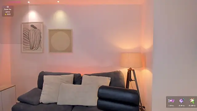 MaddisonCollins online show from 04.08.26