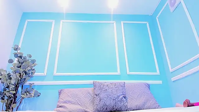 Lucy Canel online show from 10.16.25