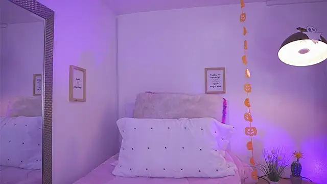 tommy blue online show from 10.22.25