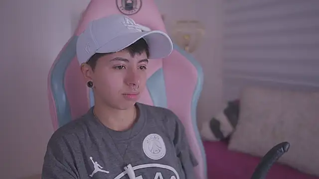 tommy blue online show from 11.19.25