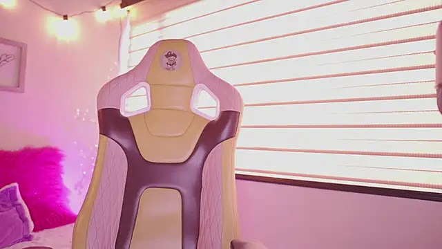 tommy blue online show from 03.25.26