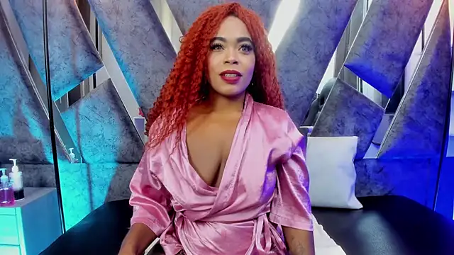 CandyMartinez  online show from 12.22.25