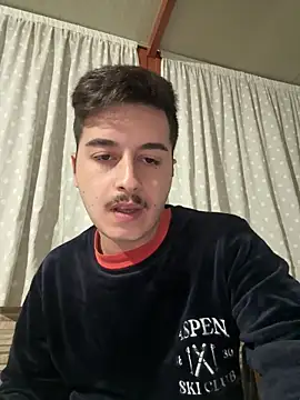 ategurl192 online show from 12.15.25