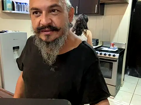 Snapshot of Sollhmaarh chatting on 10.18.25 Sollhmaarh online show from 10.18.25