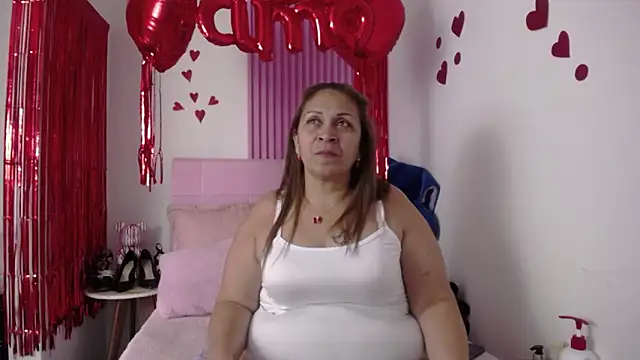 Snapshot of scarlettbooty chatting on 02.12.26 scarlettbooty online show from 02.12.26