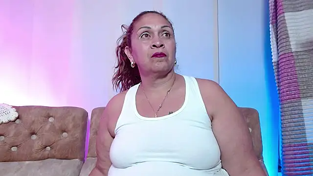 Snapshot of scarlettbooty chatting on 02.23.26 scarlettbooty online show from 02.23.26